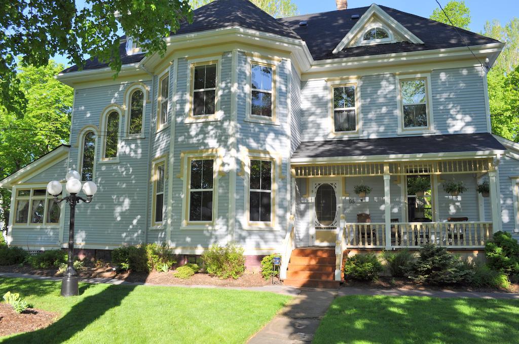 Summerside Inn Bed And Breakfast Exteriör bild